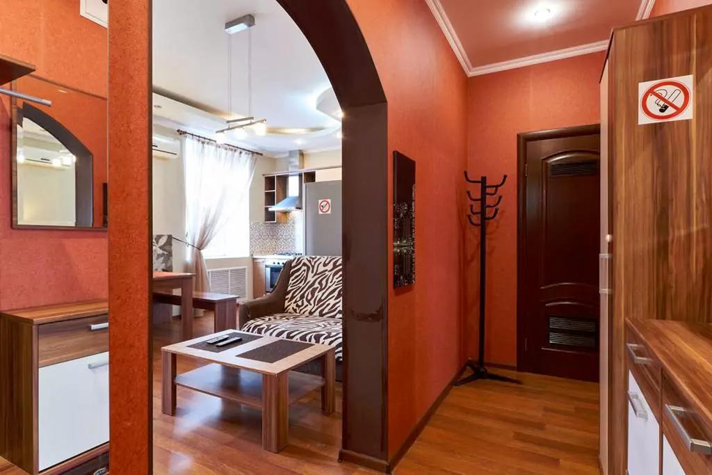 Home Hotel Apartments On Khreshchatyk Area Kiev Ngoại thất bức ảnh