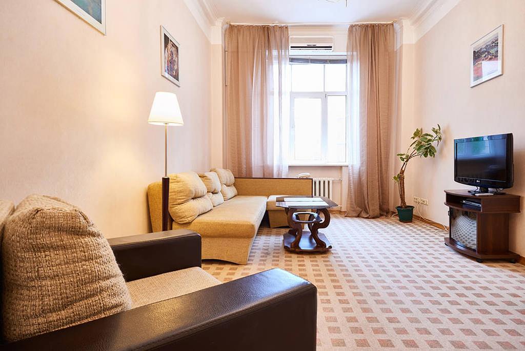 Home Hotel Apartments On Khreshchatyk Area Kiev Ngoại thất bức ảnh