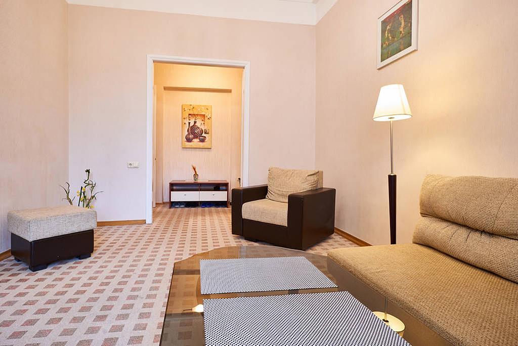 Home Hotel Apartments On Khreshchatyk Area Kiev Ngoại thất bức ảnh