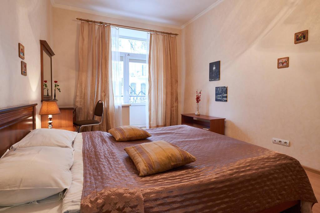 Home Hotel Apartments On Khreshchatyk Area Kiev Ngoại thất bức ảnh